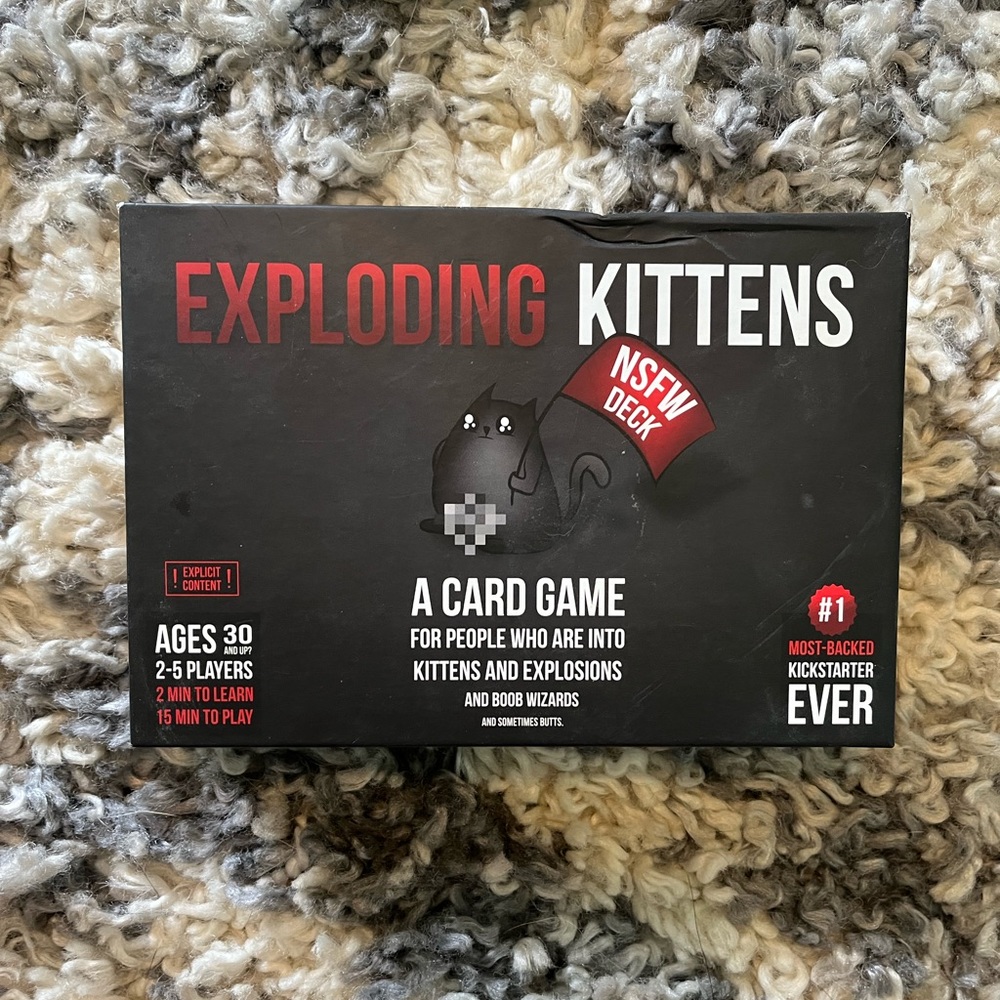 Exploding kittens game